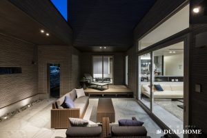 「外と内がつながる。ホテルライクな中庭テラスのある暮らし」
